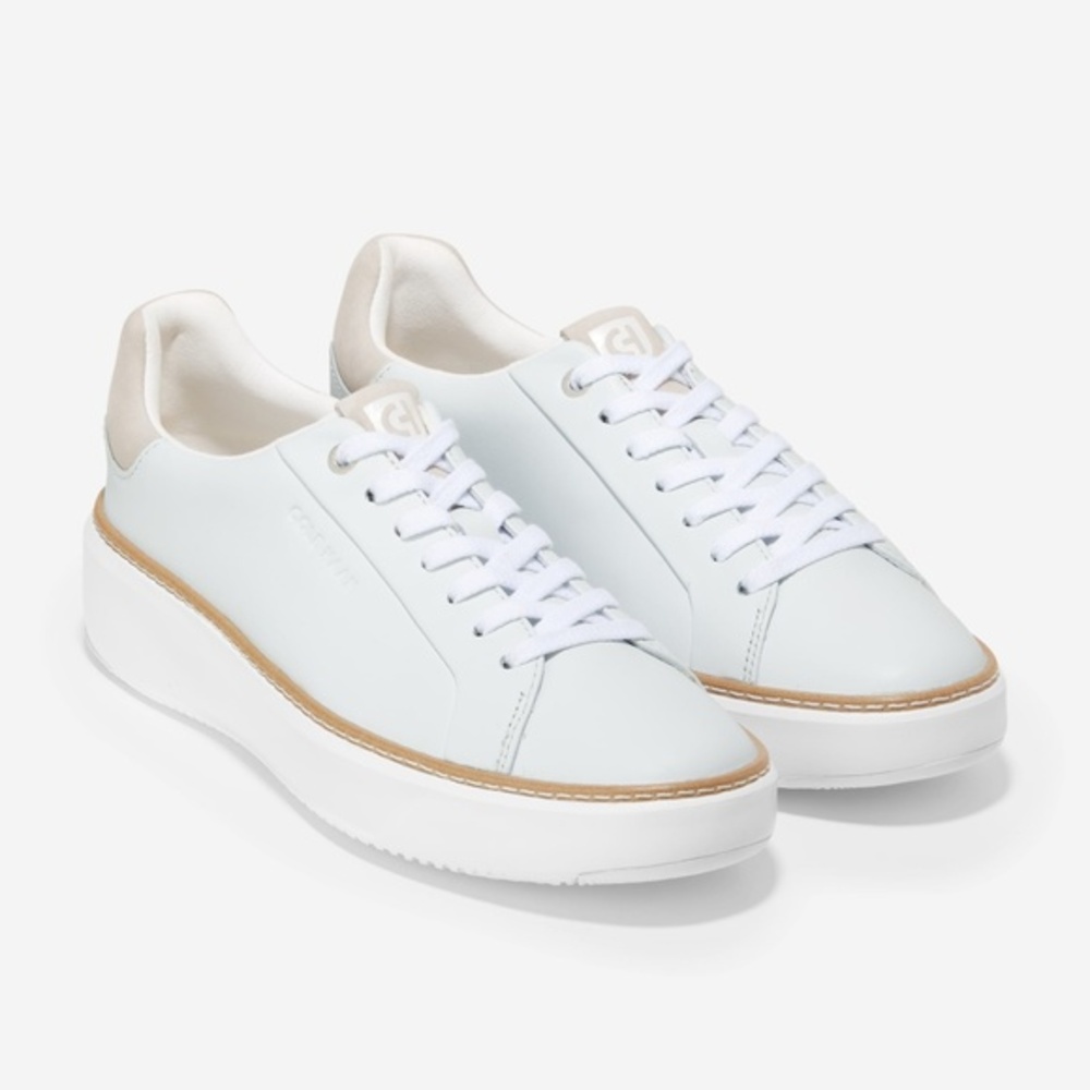 Women's GrandPrø Topspin Sneakers in White-Dove sz 8